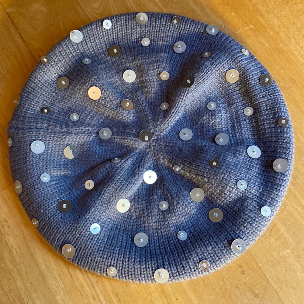 Grey Joe Boxer beret never used